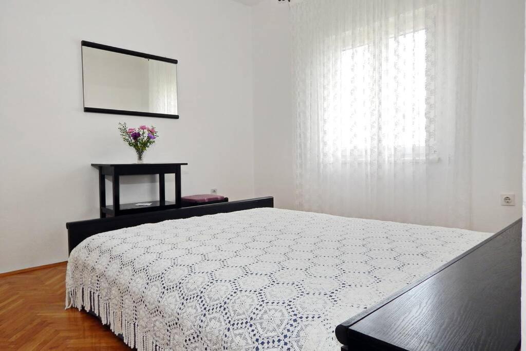 Apartment Eli Pag Town Luaran gambar
